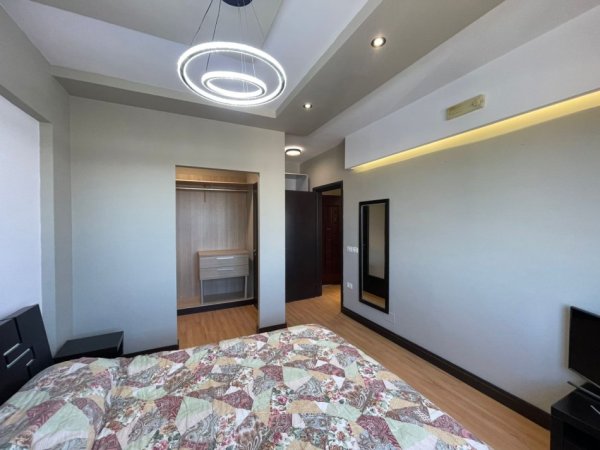 Tirane, shitet apartament 2+1+Ballkon Kati 5, 105 m² 157.000 € (Astir Prane Vila L Me Hipoteke Plotesisht I Investuar Dhe Mobiluar)