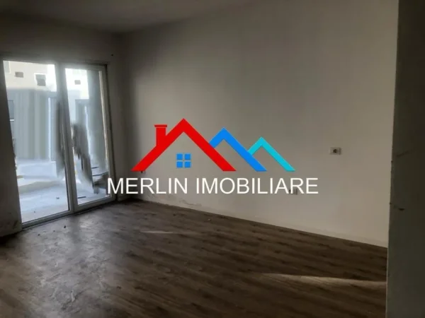 Tirane, shitet apartament 2+1+Ballkon Kati 6, 121 m² 194.000 € (RRUGA DRITAN HOXHA)