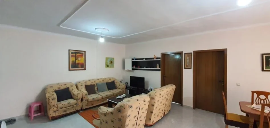 Tirane, jepet me qera apartament 2+1+Ballkon Kati 5, 96 m² 180.000 € (Rruga Dritan Hoxha)