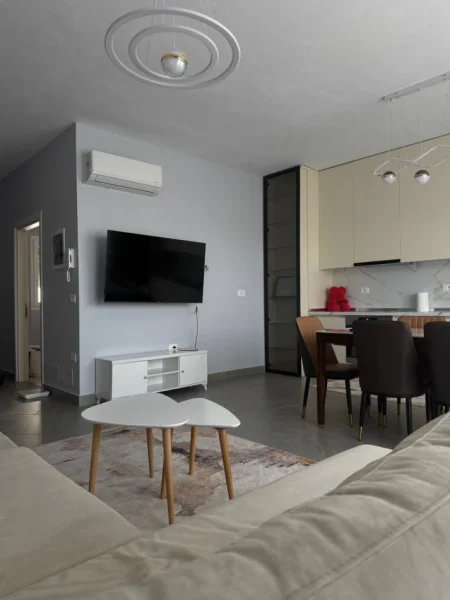 Tirane, jepet me qera apartament 2+1 Kati 9, 89 m² 750 € (River Residence)