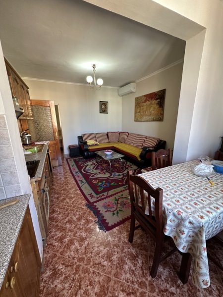 Tirane, shes apartament 3+1+Aneks+Ballkon Kati 7, 110 m² 255.000 € (Prane Bar Observatorit)