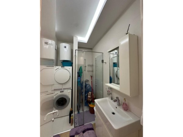 Tirane, shitet apartament 2+1 Kati 3, 101 m² 350.000 € 