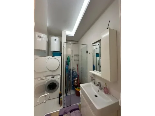 Tirane, shitet apartament 2+1 Kati 3, 101 m² 350.000 € 
