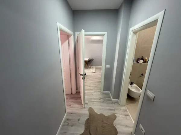 Tirane, shitet apartament 2+1 Kati 5, 110 m² 165.000 € (Astir perballe Vilave L)