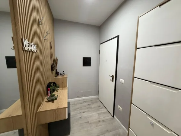 Tirane, shitet apartament 2+1 Kati 5, 110 m² 165.000 € (Astir perballe Vilave L)