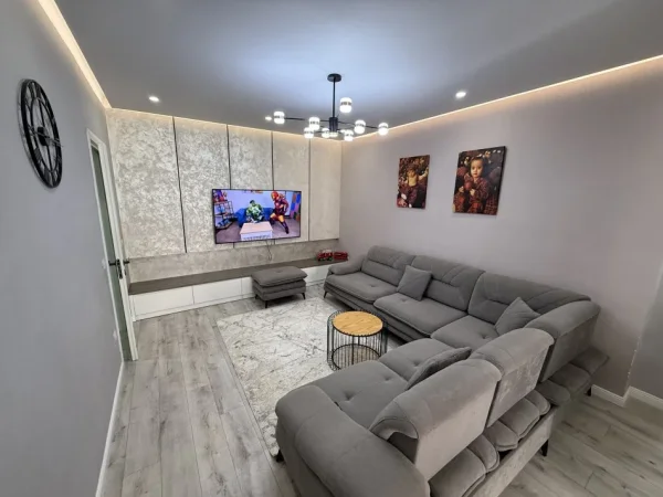 Tirane, shes apartament 2+1+Aneks+Ballkon Kati 5, 110 m² 