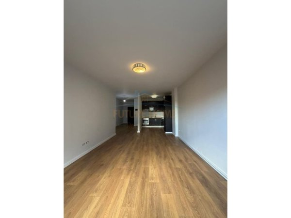Tirane, shitet apartament 2+1+Ballkon Kati 2, 101 m² 138.000 € (Rruga e Shefqet Kuka, Fresk)