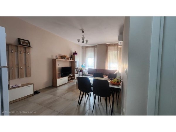 Tirane, shitet apartament 1+1+Ballkon Kati 5, 59 m² 88.500 € (Ali Demi)