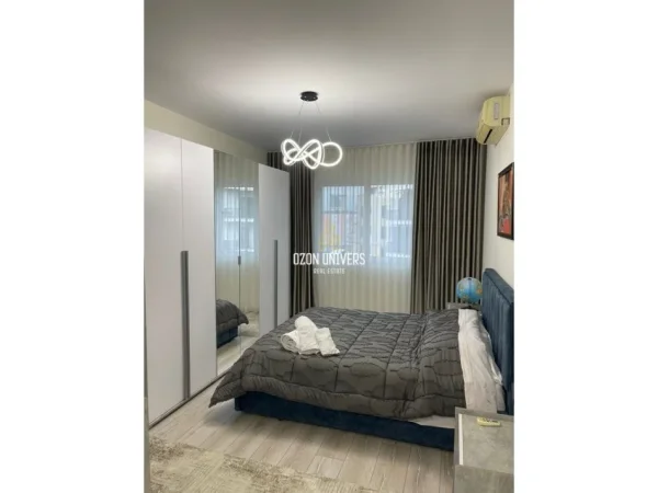 Tirane, jepet me qera apartament 1+1+Ballkon Kati 8, 70 m² 1.000 € (Rruga e Kosovarëve Tirana, Albania)
