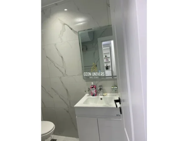Tirane, jepet me qera apartament 1+1+Ballkon Kati 8, 70 m² 1.000 € (Rruga e Kosovarëve Tirana, Albania)