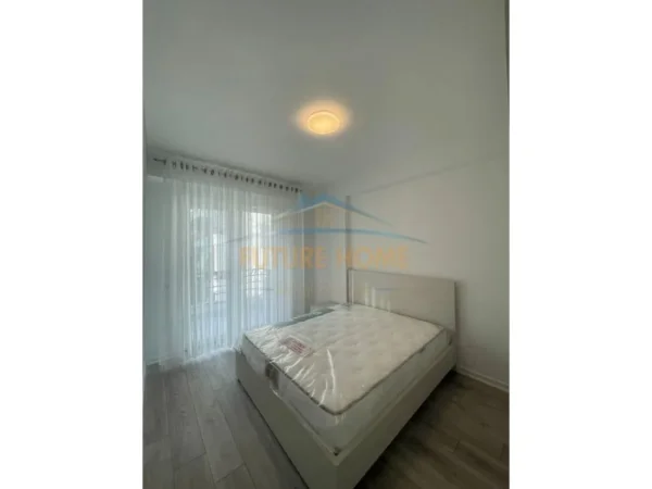 Tirane, jepet me qera apartament 2+1 Kati 4, 71 m² 700 € (Liqeni i Thate)