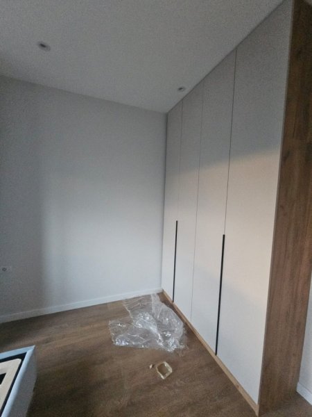 Tirane, shitet apartament 1+1+Ballkon Kati 7, 60 m² 93.000 € (Astir)