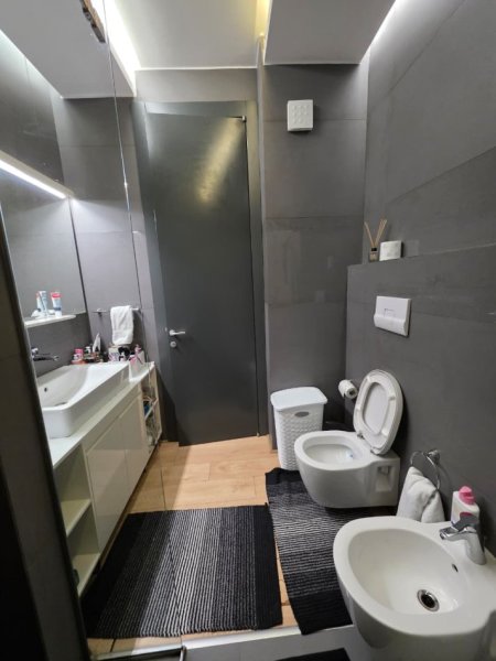 SHITET APARTAMENT 2+1+2 TEK KOMPLEKSI KIKA 2 , KOMUNA E PARISIT