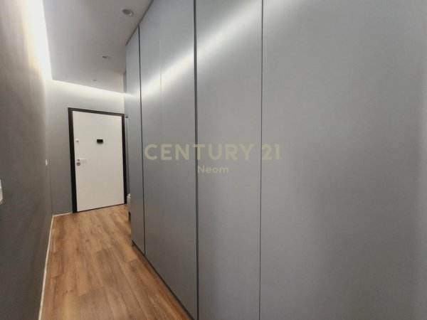Tirane, shitet apartament 2+1+Aneks+Ballkon Kati 6, 103 m² 260.000 € (Kodra e Diellit)