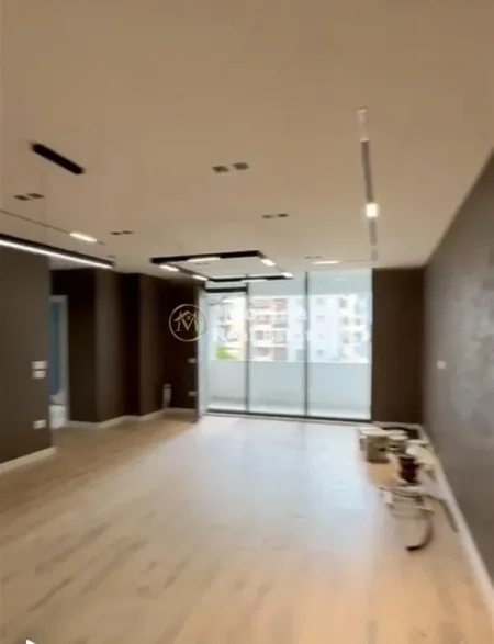 Tirane, shitet apartament 3+1 Kati 4, 132 m² 195.000 € (Rruga Teodor Keko)