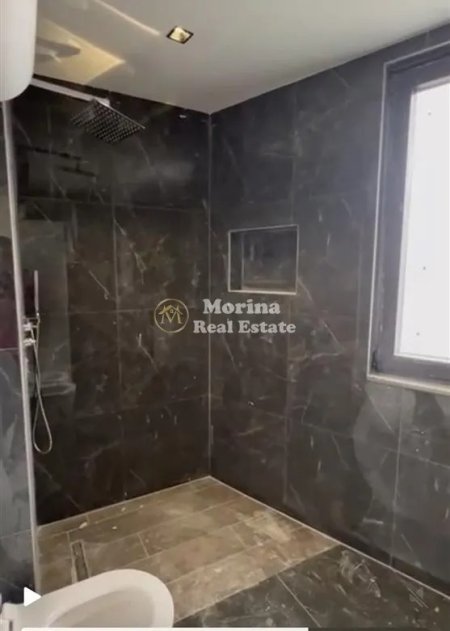 Tirane, shitet apartament 3+1 Kati 4, 132 m² 195.000 € (Rruga Teodor Keko)