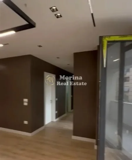 Tirane, shitet apartament 3+1 Kati 4, 132 m² 195.000 € (Rruga Teodor Keko)