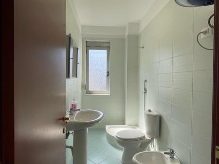 Tirane, shitet apartament 1+1 Kati 8, 64 m² 119.000 € 