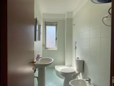 Tirane, shitet apartament 1+1 Kati 8, 64 m² 119.000 € 