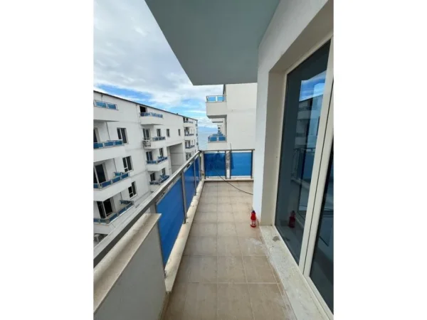 Pogradec, shitet apartament 1+1+Ballkon Kati 4, 65 m² 84.500 € (Tushemisht)