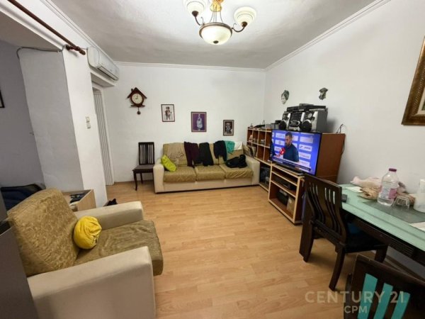 Tirane, shes apartament Kati 2, 56 m² 115.000 € (Rruga Hoxha Tahsim)