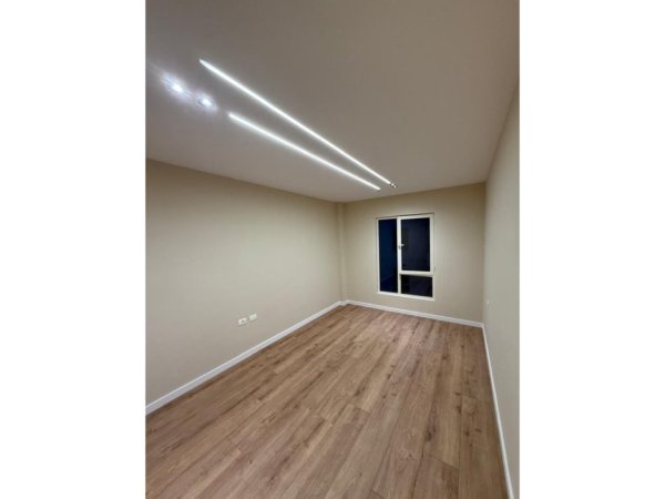 Pogradec, shitet apartament 1+1+Ballkon Kati 4, 72 m² 90.000 € (Tushemisht)