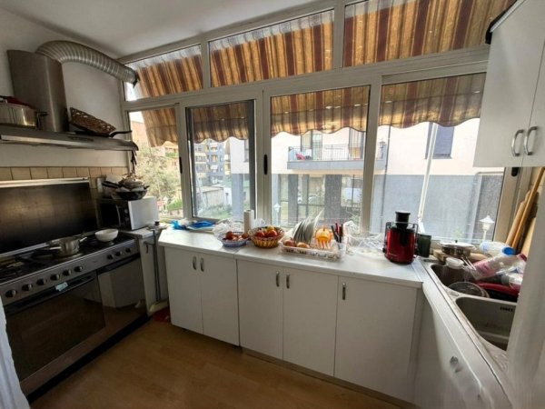 Tirane, shitet apartament 1+1 Kati 2, 56 m² 115.000 € (Rr.Hoxha Tahsin)