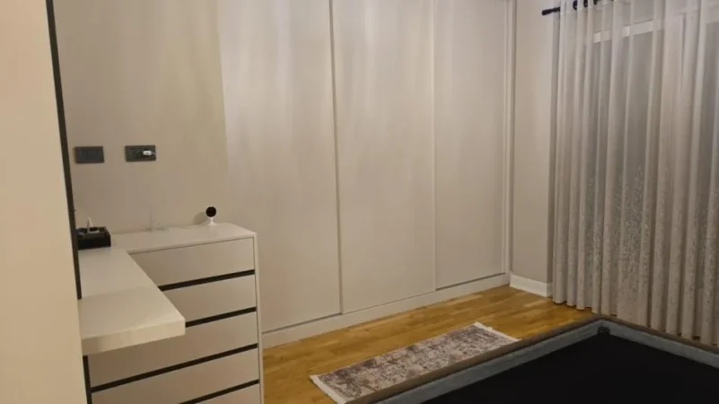 Tirane, jepet me qera apartament 2+1+Ballkon Kati 3, 100 m² 2.000 € (Joy Residence)