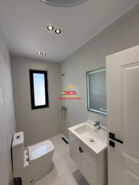 Vlore, shitet apartament 1+1+Ballkon Kati 4, 60 m² 48.000 € (Novoselë)