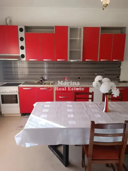 Tirane, jepet me qera apartament 2+1 Kati 1, 110 m² 500 € (Selite)