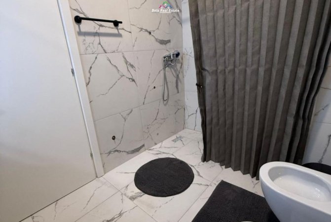 Tirane, jepet me qera apartament 2+1 Kati 2, 84 m² 550 € (Rruga Bashkim Shkurti)