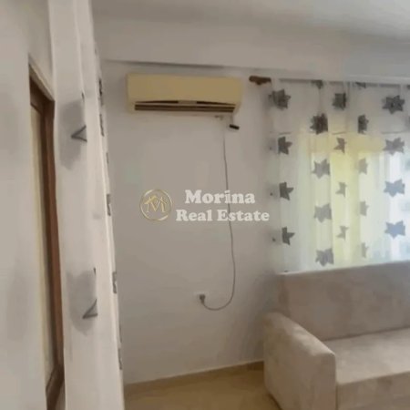 Tirane, jepet me qera shtepi 2+1 Kati 1, 500 m² 300 € (Rruga Llukaj)