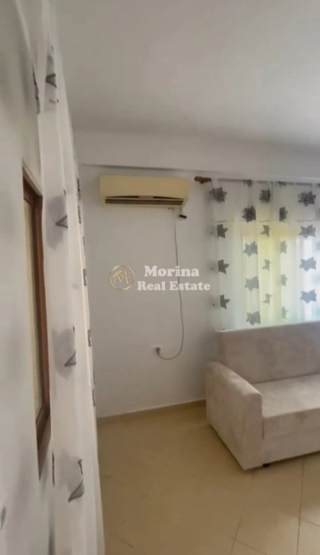 Tirane, jepet me qera shtepi 2+1 Kati 1, 500 m² 300 € (Rruga Llukaj)