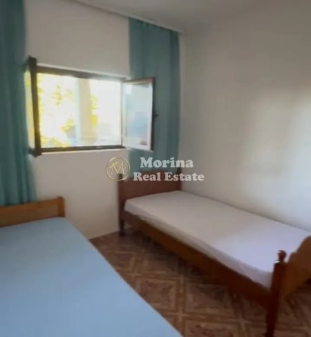 Tirane, jepet me qera shtepi 1+1 Kati 1, 70 m² 250 € (Bulevardi i Ri)