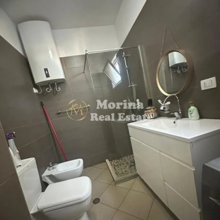 Tirane, jepet me qera apartament 1+1 Kati 3, 70 m² 650 € (Rruga Peti)