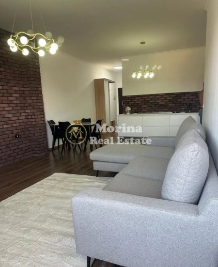 Tirane, jepet me qera apartament 1+1 Kati 3, 70 m² 650 € (Rruga Peti)