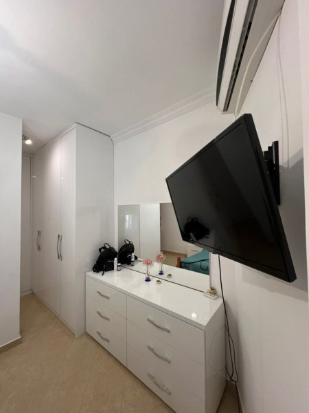 Tirane, jepet me qera apartament 2+1 Kati 2, 97 m² 500 € (Fresk)