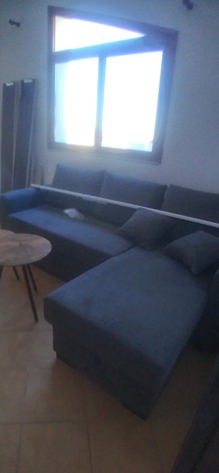 Tirane, jepet me qera apartament 2+1 Kati 3, 400 € 