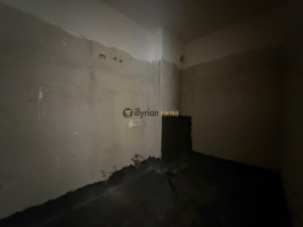 Tirane, shitet apartament 1+1 Kati 1, 77 m² 95.000 € (ish Dogana)