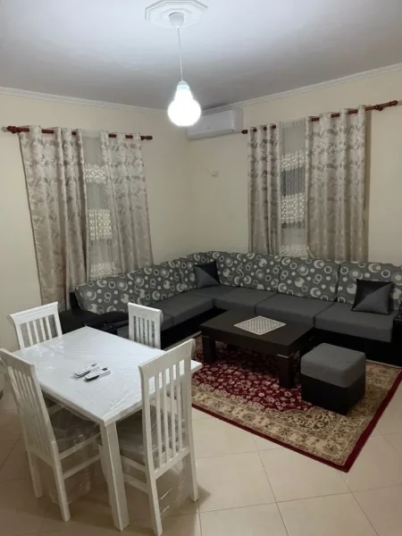 Tirane, jepet me qera apartament 2+1 Kati 2, 90 m² 450 € (sauk)