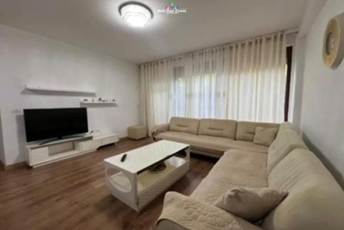 Tirane, jepet me qera apartament 2+1 Kati 2, 94 m² 700 € (Rruga Selite e Vjeter)
