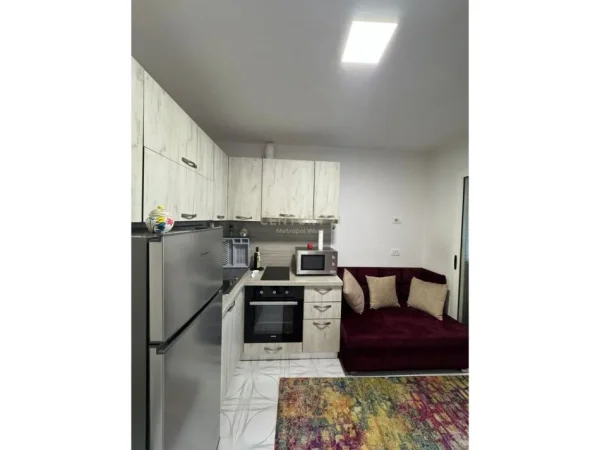 Tirane, jepet me qera apartament 1+1 Kati 6, 43 m² 500 € 