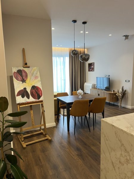 Tirane, jepet me qera apartament 2+1 Kati 9, 95 m² 1.100 € (komuna parisit)