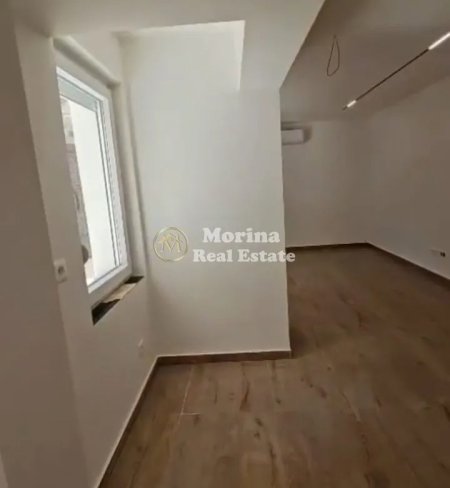 Tirane, jepet me qera ambjent biznesi Kati 1, 60 m² 500 € (Rruga Qemal Stafa)
