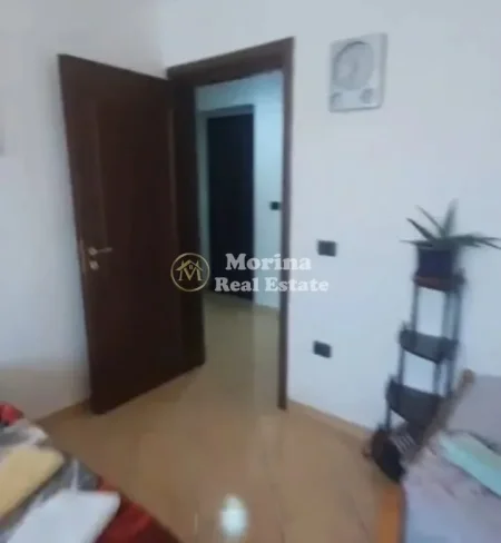 Tirane, jepet me qera apartament 1+1 Kati 3, 65 m² 500 € (Pediatria)