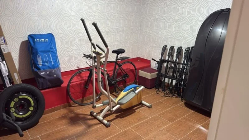 Tirane, jepet me qera zyre Kati 0, 100 m² 600 € (Qendër)