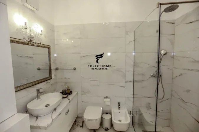 Tirane, shitet apartament 1+1 Kati 6, 78 m² 225.000 € (RRUGA E KAVAJES)