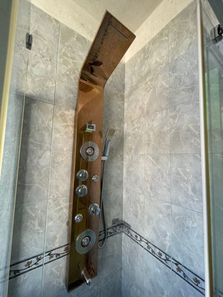 Tirane, jepet me qera apartament 1+1+Ballkon Kati 2, 70 m² 550 € (Ish Restorant Durresi)