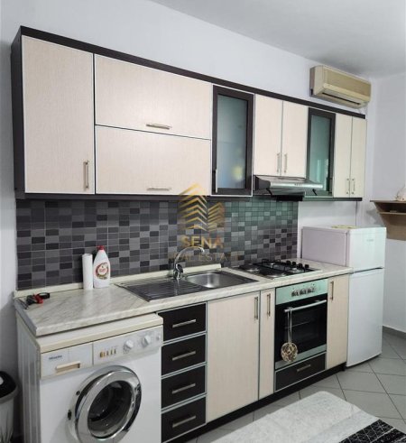 Tirane, jepet me qera apartament 1+1 Kati 3, 40 m² 350 € (Rruga e Durresit)
