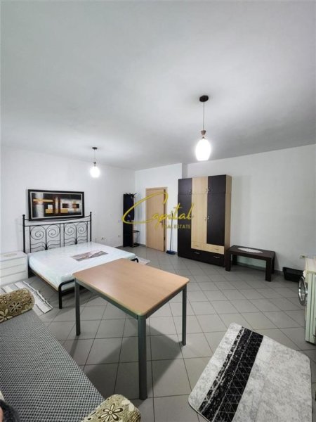 Tirane, jepet me qera garsonier 1+1 Kati 4, 40 m² 350 € (RRUGA E DURRESIT)